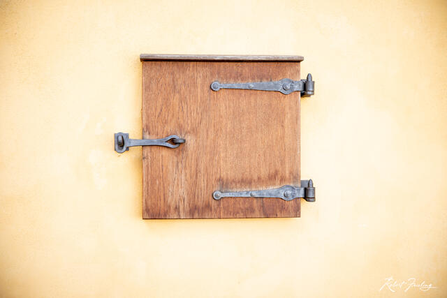 Latches print